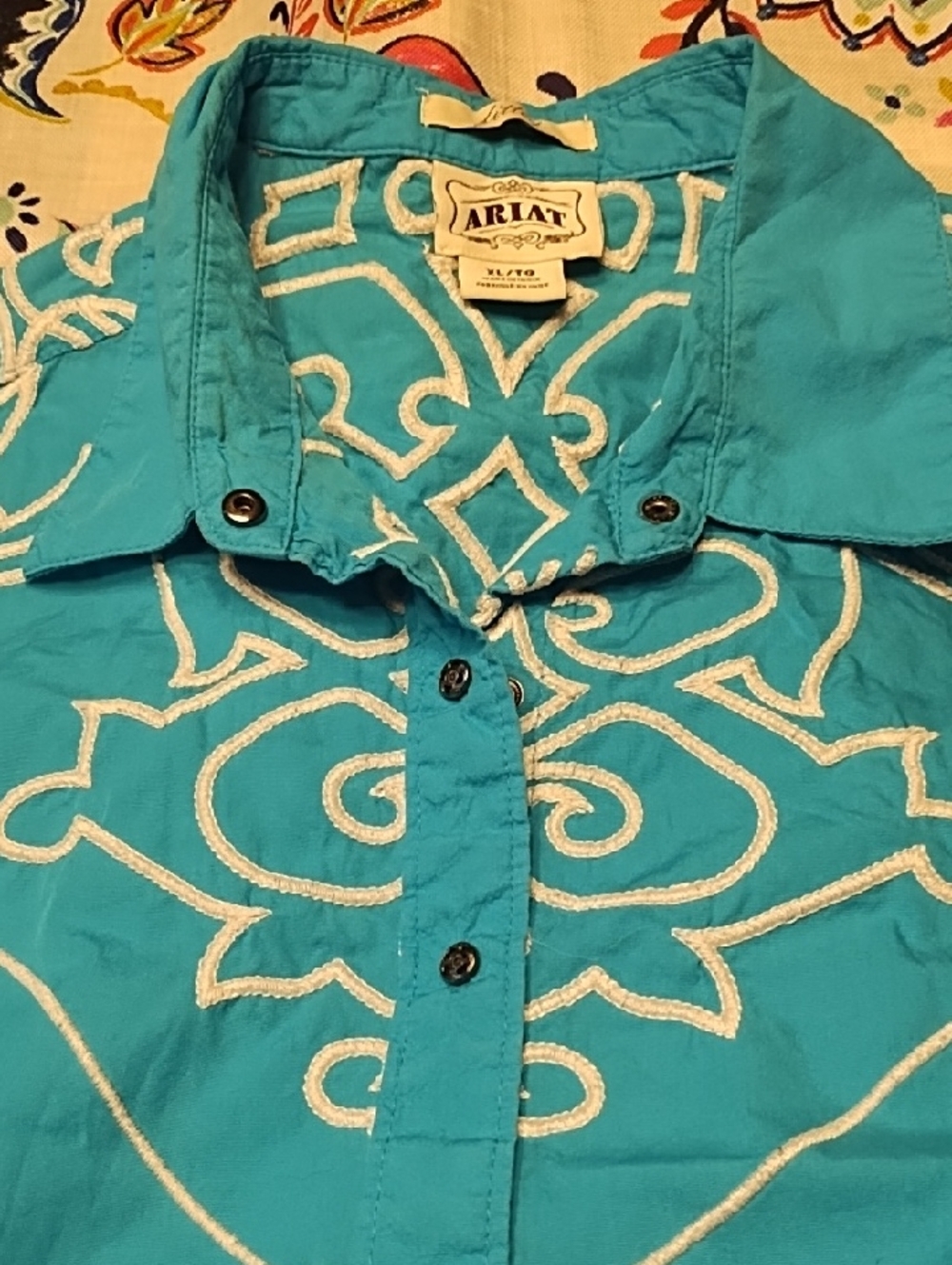 Ariat XL Top - Picture 3 of 8